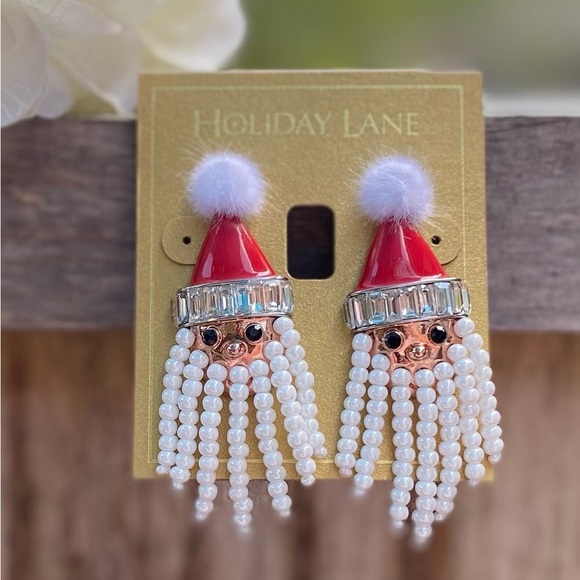 NWT HOLIDAY LANE SILVER TONE CRYSTAL, BEAD AND POM-POM SANTA EARRINGS - Picture 4 of 6
